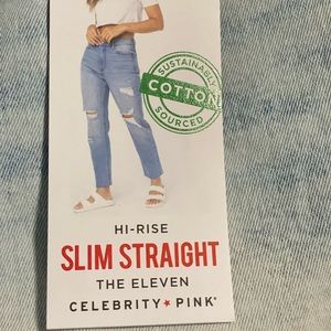 Cute boyfriend jeans, 21/35 juniors in style holes